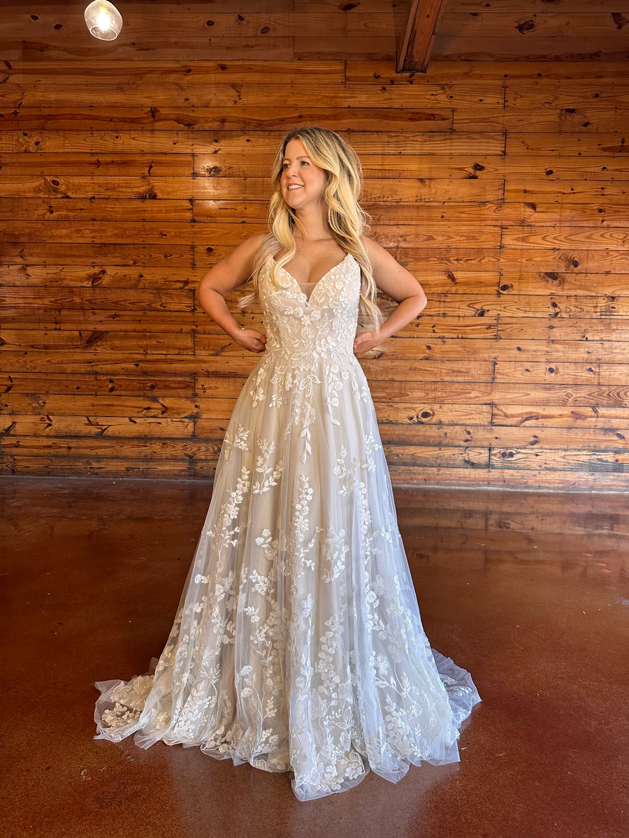 Orange Lace Wedding Dress