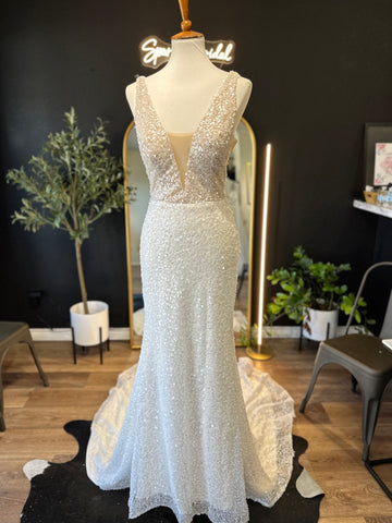 Pierra Wedding Dress - Sz 8