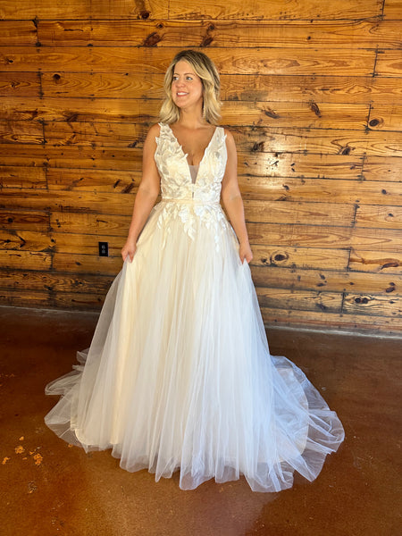 Ellie Wedding Dress