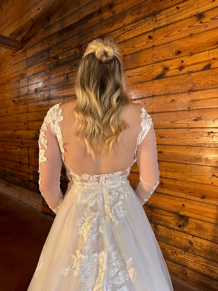 Chloe Wedding Dress