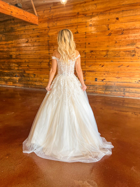 Cynthia Wedding Dress
