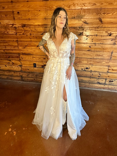 Taylor Wedding Dress