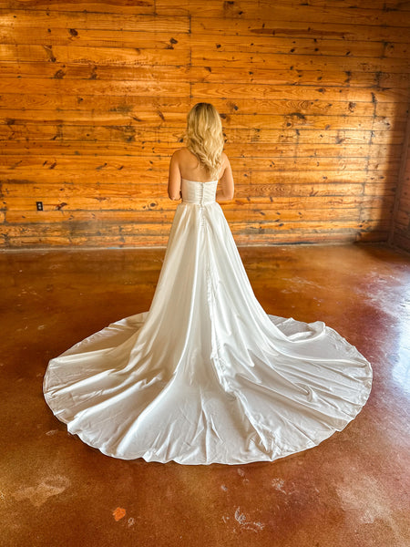 Jesse Wedding Dress